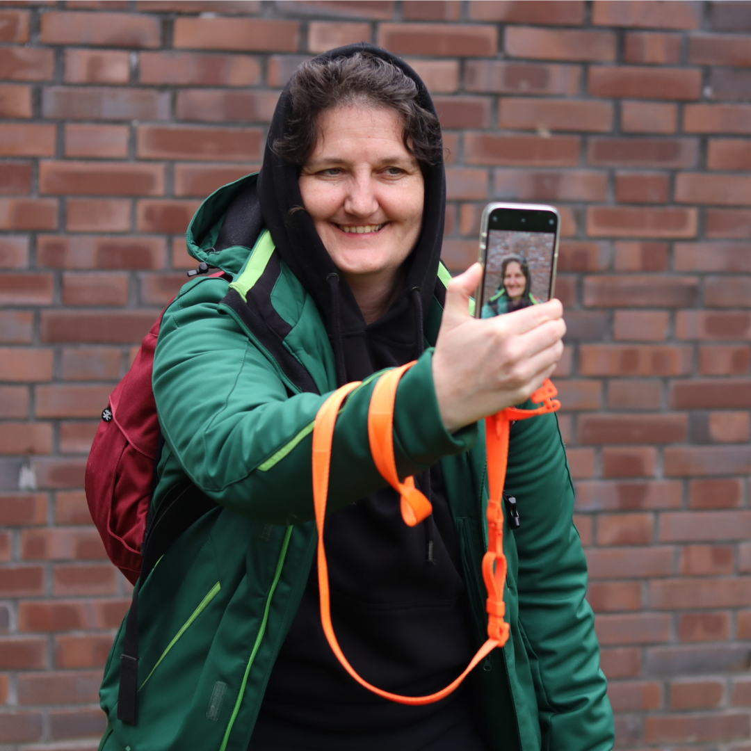 AnnSophieDetjeSelbstportrait Handy-Foto - Selfies - ann sophie detje fotgrafiert sich selber mit dem handy